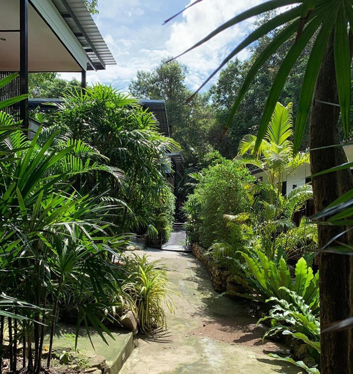 West Coast Beach Resort Ko Pha Ngan Exterior foto